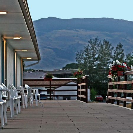 Carter Mountain Motel Cody Bagian luar foto