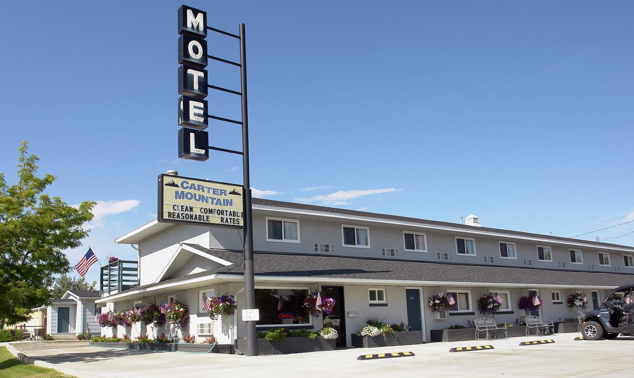 Carter Mountain Motel Cody Bagian luar foto
